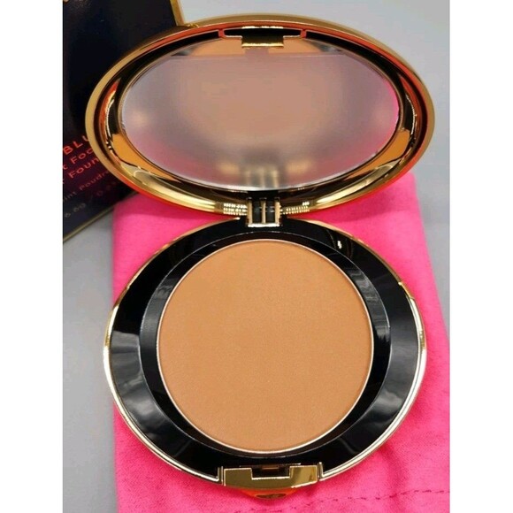 Relevant  Rele-Blur Soft Focus Powder Foundation Compact Revel 11 - Picture 4 of 7